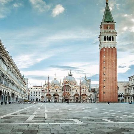 2 Min Da Piazza San Marco L-Home Venezia Esterno foto